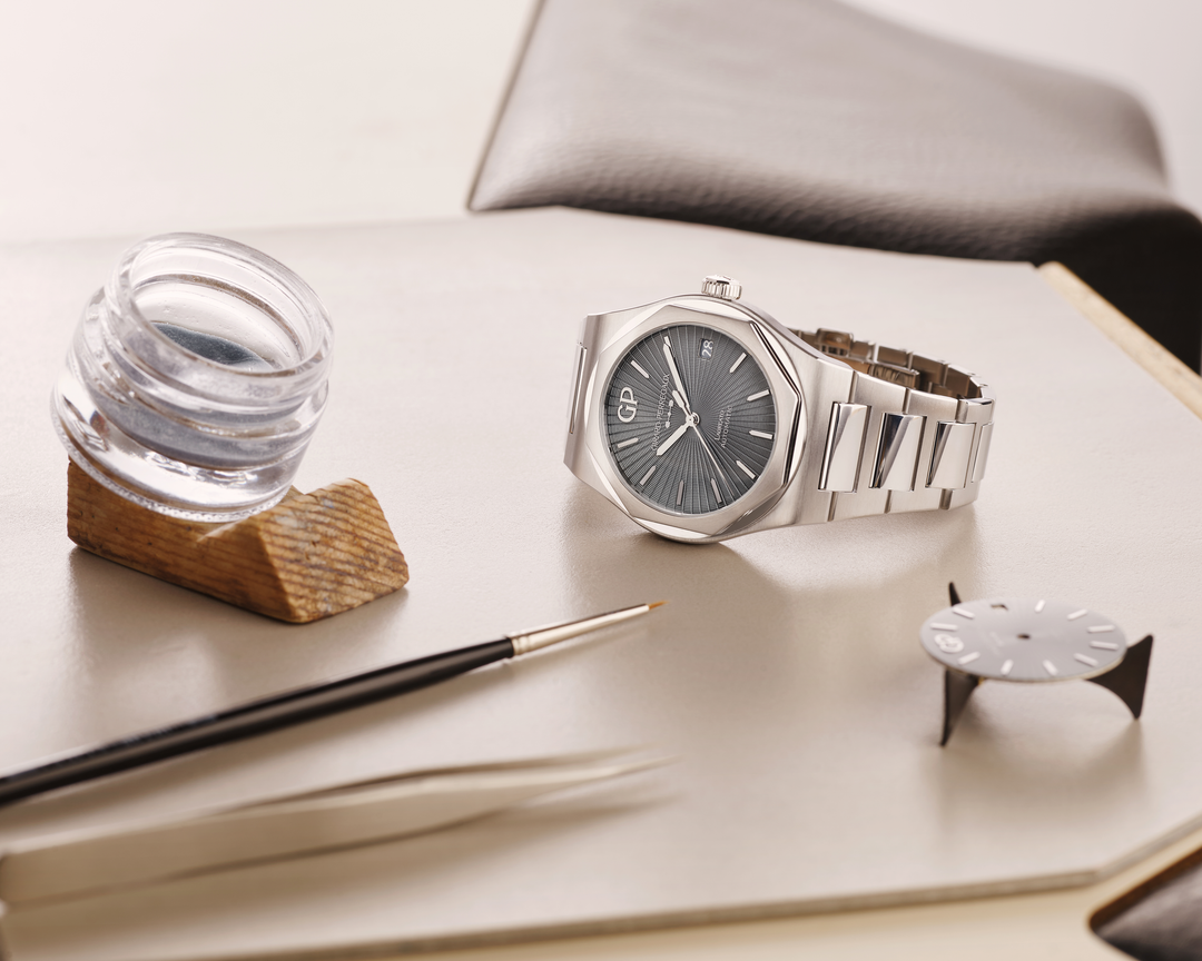 Laureato 42 mm
